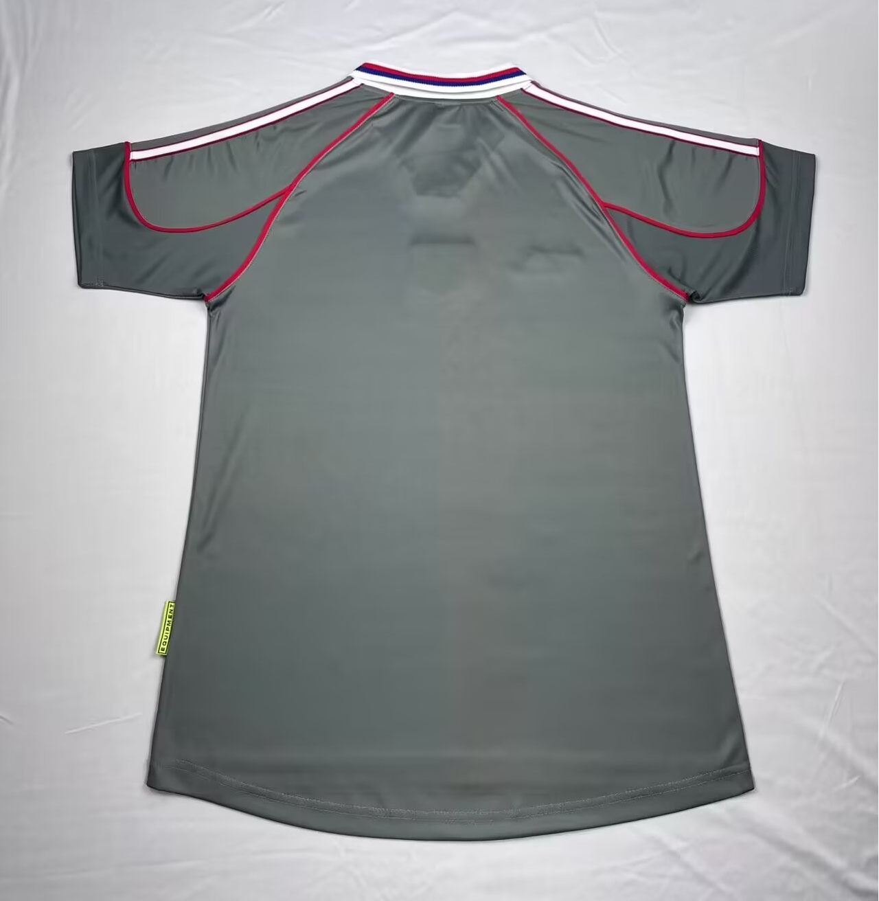 2000-01 Retro Olympique Lyonnais Away