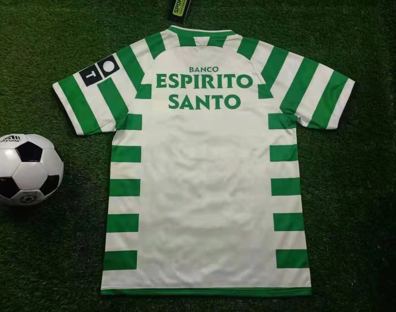 03-04 Retro Sporting CP Home