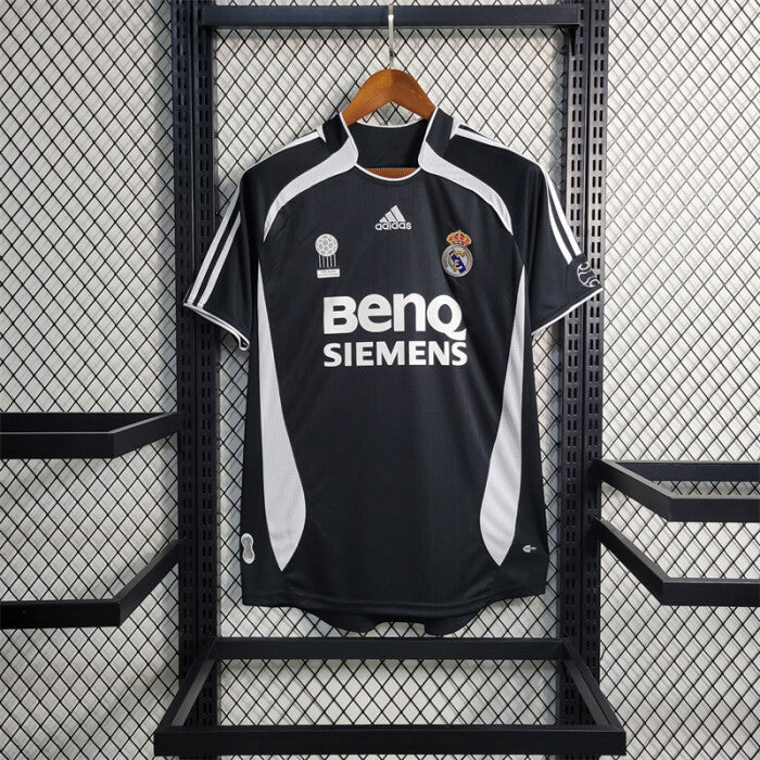 2006-07 Retro Real Madrid Away