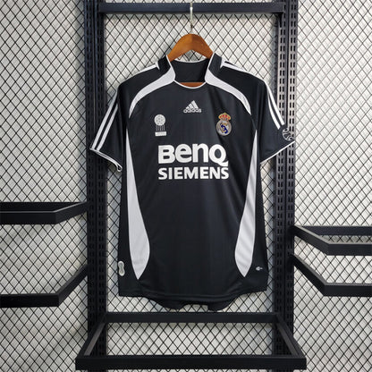 2006-07 Retro Real Madrid Away