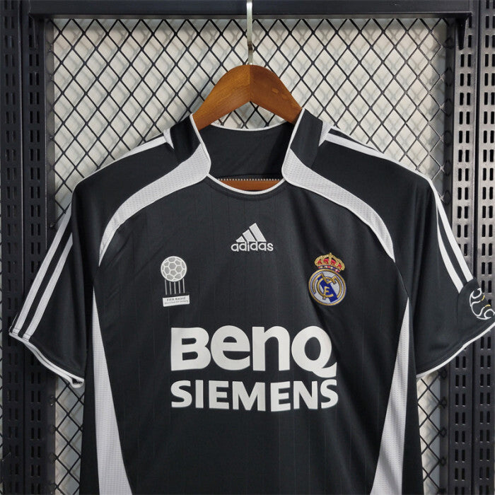 2006-07 Retro Real Madrid Away