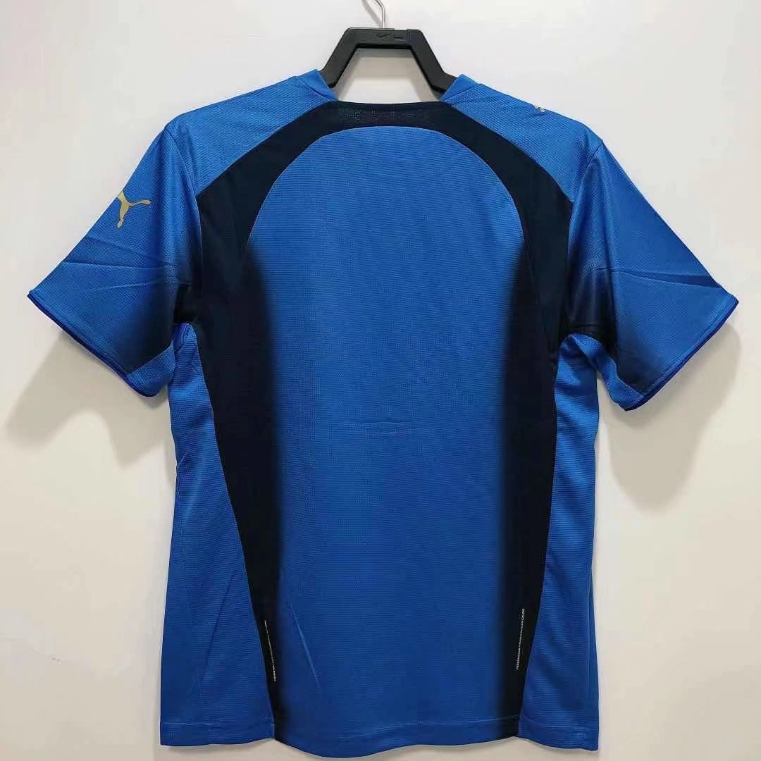 2006 Italy Home