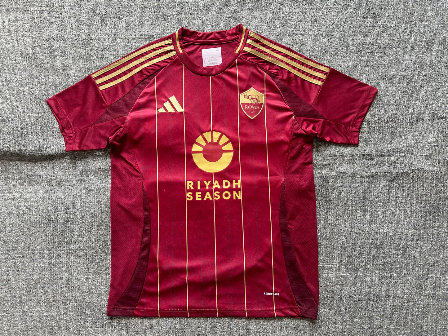 24-25   Roma home