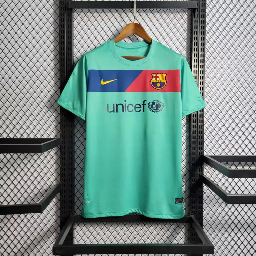10-11  Barcelona Away