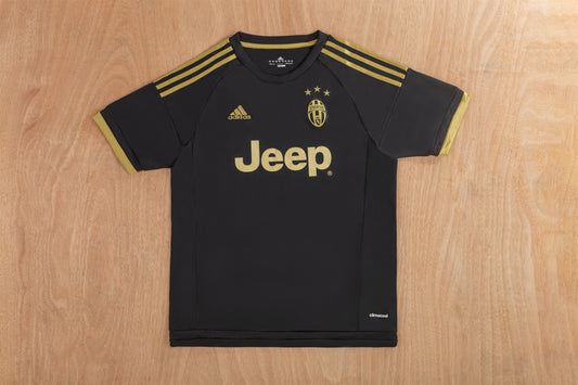 2015-16 Retro Juventus Third