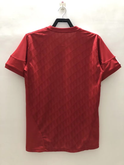2010 Liverpool Home