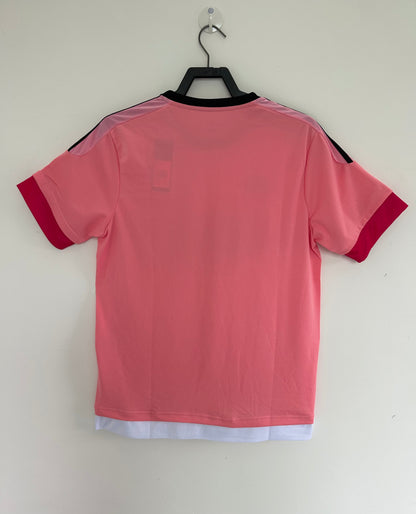 2015/16 Juventus Away