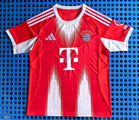 25-26  Bayern München Home